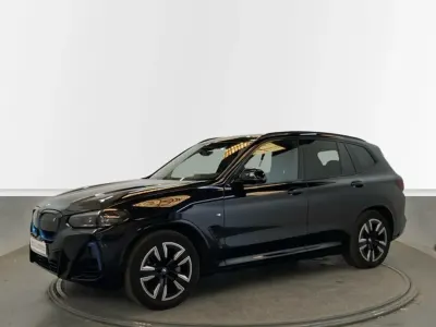 Usado BMW iX3 M Sport 210 kW (286 CV) 2023 Negro SUV