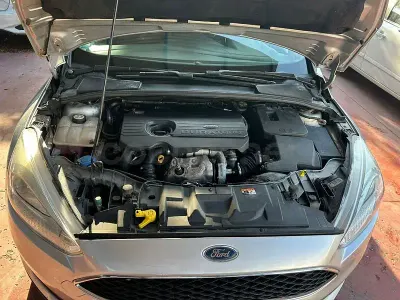Usado Ford Focus Business Edition 120 CV (88 kW) 2016 Gris / plata Familiar