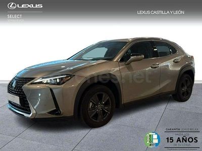 Gris / plata Usado 2025 Lexus UX SUV | 34.890 € (Precio justo)