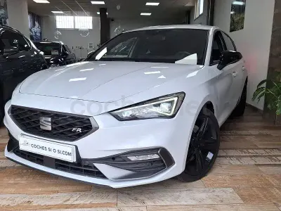 Usado Seat Leon FR 150 CV (110 kW) 2021 Blanco Berlina