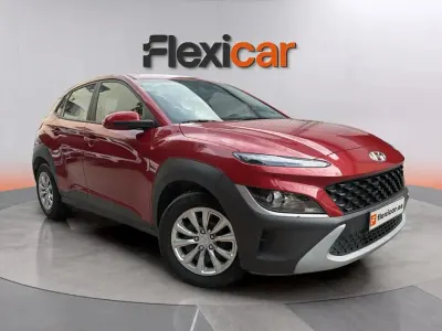 Używany Hyundai Kona 120 KM (88 kW) 2022 Czerwony SUV