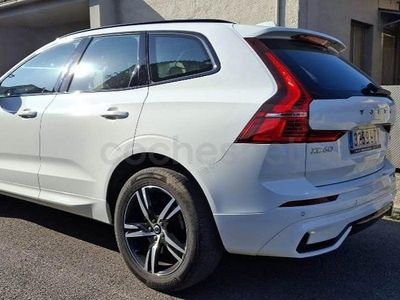 Usado Volvo XC60 Momentum 197 CV (144 kW) 2021 Blanco SUV