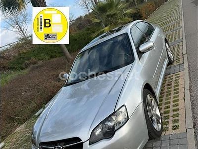 Gris / plata Usado 2004 Subaru Legacy Berlina | 2990 €