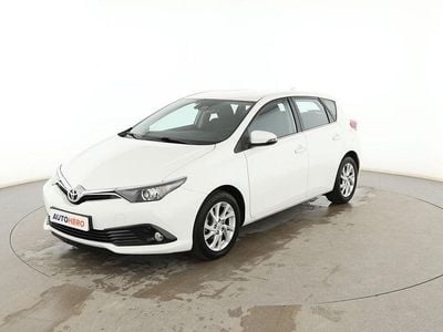 Blanco Usado 2017 Toyota Auris Active Berlina | 14.099 € (Precio justo)