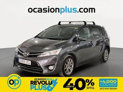 Usado Toyota Verso Advance 112 CV (82 kW) 2015 Gris Monovolumen