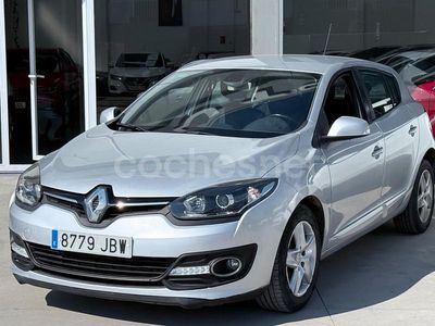 Usado Renault Mégane Bose Edition 110 CV (80 kW) 2015 Gris / plata Berlina