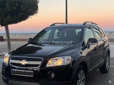 Usado Chevrolet Captiva LT 150 CV (110 kW) 2007 Negro SUV