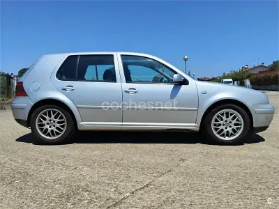 Usado VW Golf IV GTI 150 CV (110 kW) 2001 Gris / plata Berlina