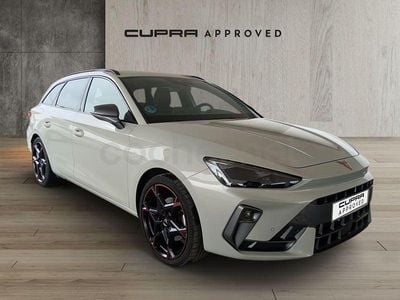 Usado Cupra Leon 150 CV (110 kW) 2025 Gris / plata Familiar