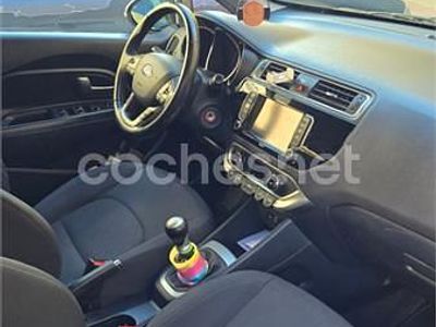 Usado Kia Rio 84 CV (61 kW) 2016 Blanco Utilitario