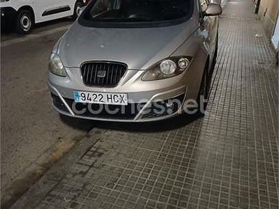 Gris / plata Usado 2011 Seat Altea XL Style Monovolumen | 1500 €