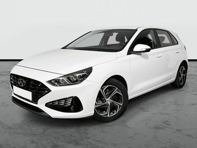 Usado Hyundai i30 120 CV (88 kW) 2022 Blanco polar Utilitario