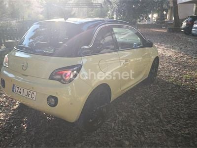 Usado Opel Adam Slam 100 CV (73 kW) 2015 Verde Utilitario