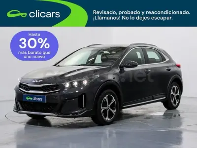 Usado Kia XCeed 141 CV (103 kW) 2024 Gris / plata SUV