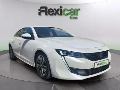 Usado Peugeot 508 SW Allure 226 CV (166 kW) 2021 Blanco Familiar