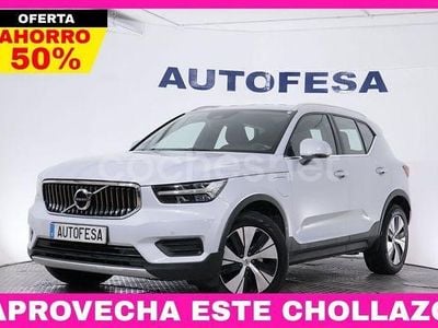Gris / plata Usado 2021 Volvo XC40 Inscription SUV | 27.350 € (Buen precio)