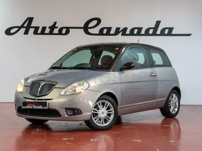 Usado Lancia Ypsilon 95 CV (69 kW) 2007 Gris / plata Utilitario