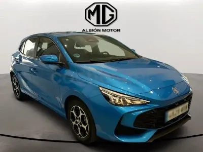 Usado MG MG3 Comfort 195 CV (143 kW) 2024 Azul Utilitario