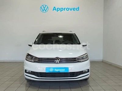 Usado VW Touran 122 CV (89 kW) 2024 Blanco Monovolumen
