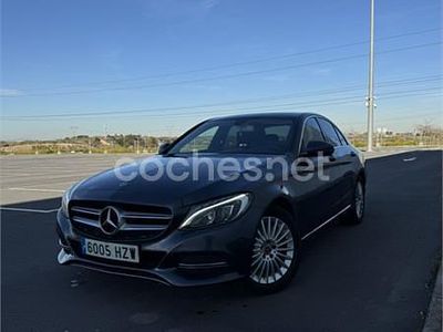 Usado Mercedes C220 Elegance 170 CV (125 kW) 2014 Gris / plata Berlina