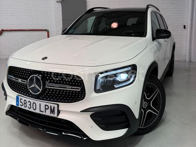 Mercedes GLB220