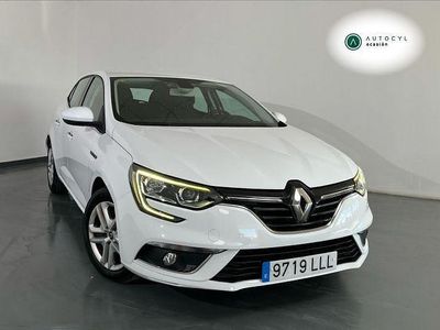 Usado Renault Mégane IV Business 95 CV (69 kW) 2020 Blanco Berlina