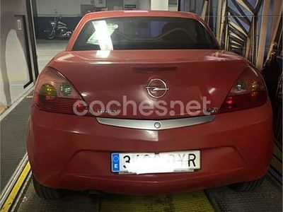 Rojo Usado 2006 Opel Tigra Enjoy Descapotable | 4500 €