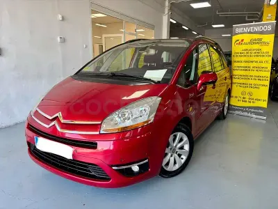 Usado Citroën Grand C4 Picasso Exclusive 150 CV (110 kW) 2011 Granate Monovolumen