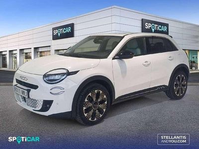 Usado Fiat 600 La Prima 101 CV (74 kW) 2024 Blanco SUV