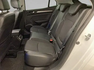 Usado Renault Mégane IV Zen 94 CV (69 kW) 2023 Blanco Berlina