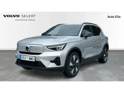 Usado Volvo XC40 Core 180 kW (245 CV) 2023 Plateado SUV