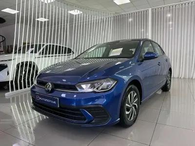 Usado VW Polo Life 95 CV (69 kW) 2023 Azul Utilitario
