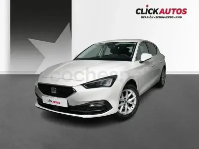 Usado Seat Leon Style 116 CV (85 kW) 2025 Blanco Berlina