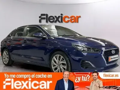 Usado Hyundai i30 Style 140 CV (102 kW) 2018 Azul Berlina