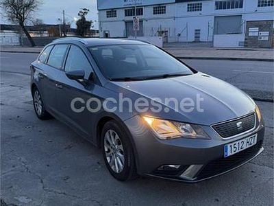 Gris / plata Usado 2014 Seat Leon ST Ecomotive Familiar | 6900 € (Buen precio)
