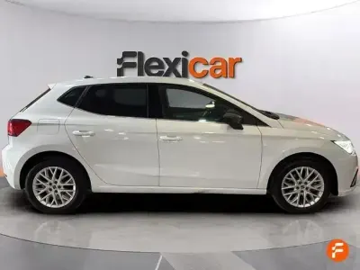 Usado Seat Ibiza 115 CV (84 kW) 2024 Blanco Utilitario
