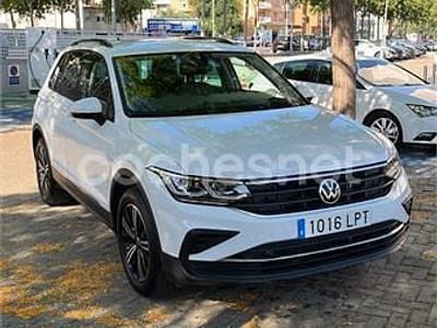 Usado VW Tiguan Life 150 CV (110 kW) 2021 Blanco SUV