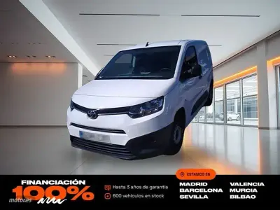 Usado Toyota Proace City City 100 CV (73 kW) 2022 Blanco Monovolumen