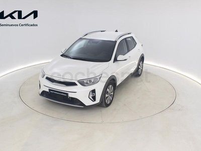 Usado Kia Stonic 100 CV (73 kW) 2024 Blanco SUV