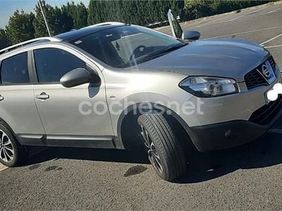 Usado Nissan Qashqai Acenta 150 CV (110 kW) 2011 Gris / plata SUV
