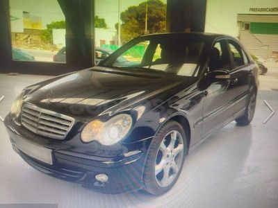 Usado Mercedes C220 Sport Edition 150 HP (110 kW) 2006 Preto Sedan