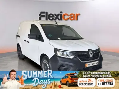 Usado Renault Kangoo 95 CV (69 kW) 2022 Blanco Monovolumen