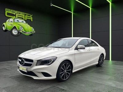 Usado Mercedes CLA200 136 CV (100 kW) 2013 Blanco Berlina
