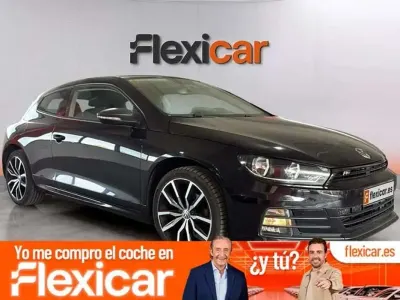 Usado VW Scirocco R-line 125 CV (91 kW) 2017 Negro Coupe