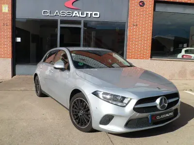 Usado Mercedes A200 163 CV (119 kW) 2019 Gris / plata Berlina