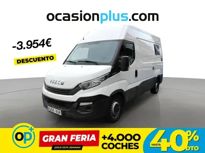 Usado Iveco Daily 156 CV (114 kW) 2018 Blanco Berlina