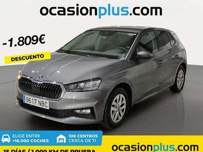 Gris Usado 2025 Skoda Fabia Selection Utilitario | 18.091 € (Precio justo)