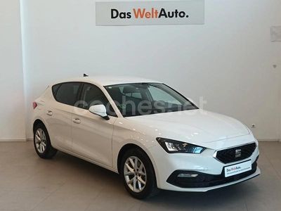 Usado Seat Leon Style 115 CV (84 kW) 2021 Blanco Berlina