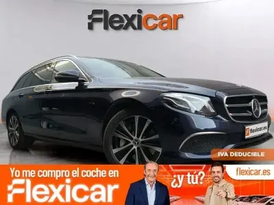 Usado Mercedes E300 320 CV (235 kW) 2020 Azul Familiar