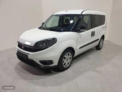 Blanco Usado 2022 Fiat Doblò Monovolumen | 21.490 €